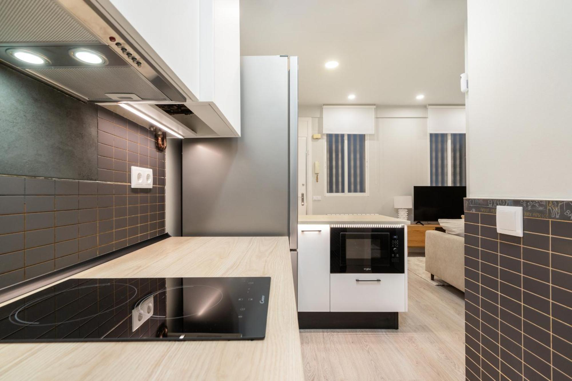 Apartamento Reformado En Metro Ibiza Alquiler Temporal Madrid Exterior foto