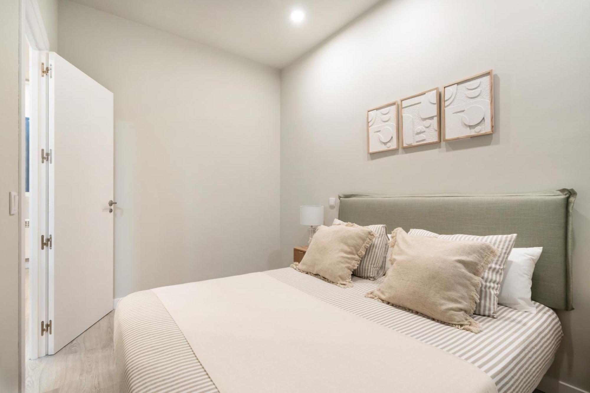 Apartamento Reformado En Metro Ibiza Alquiler Temporal Madrid Exterior foto