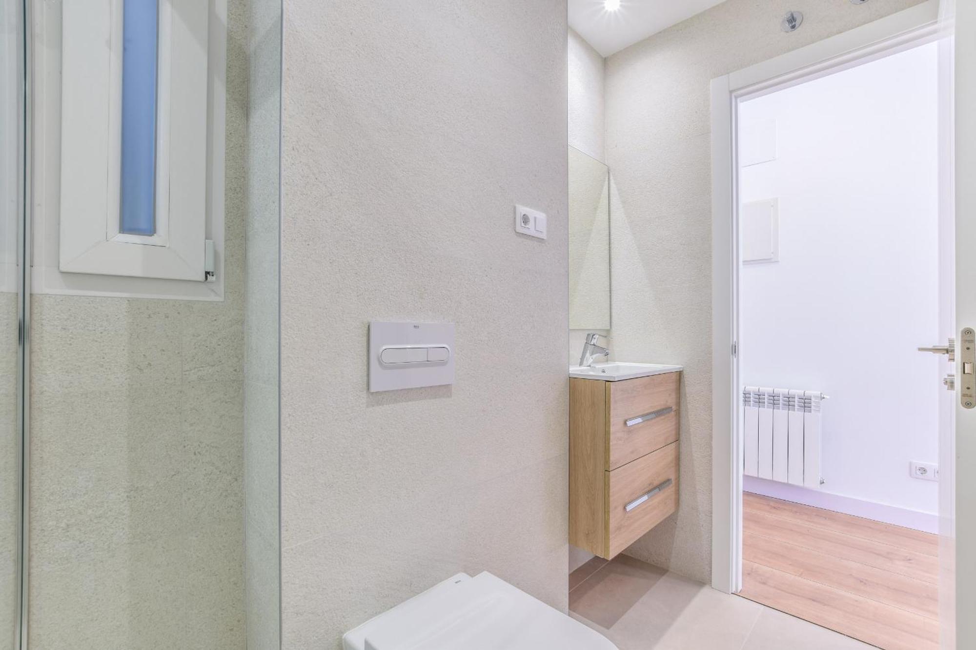 Apartamento Reformado En Metro Ibiza Alquiler Temporal Madrid Exterior foto