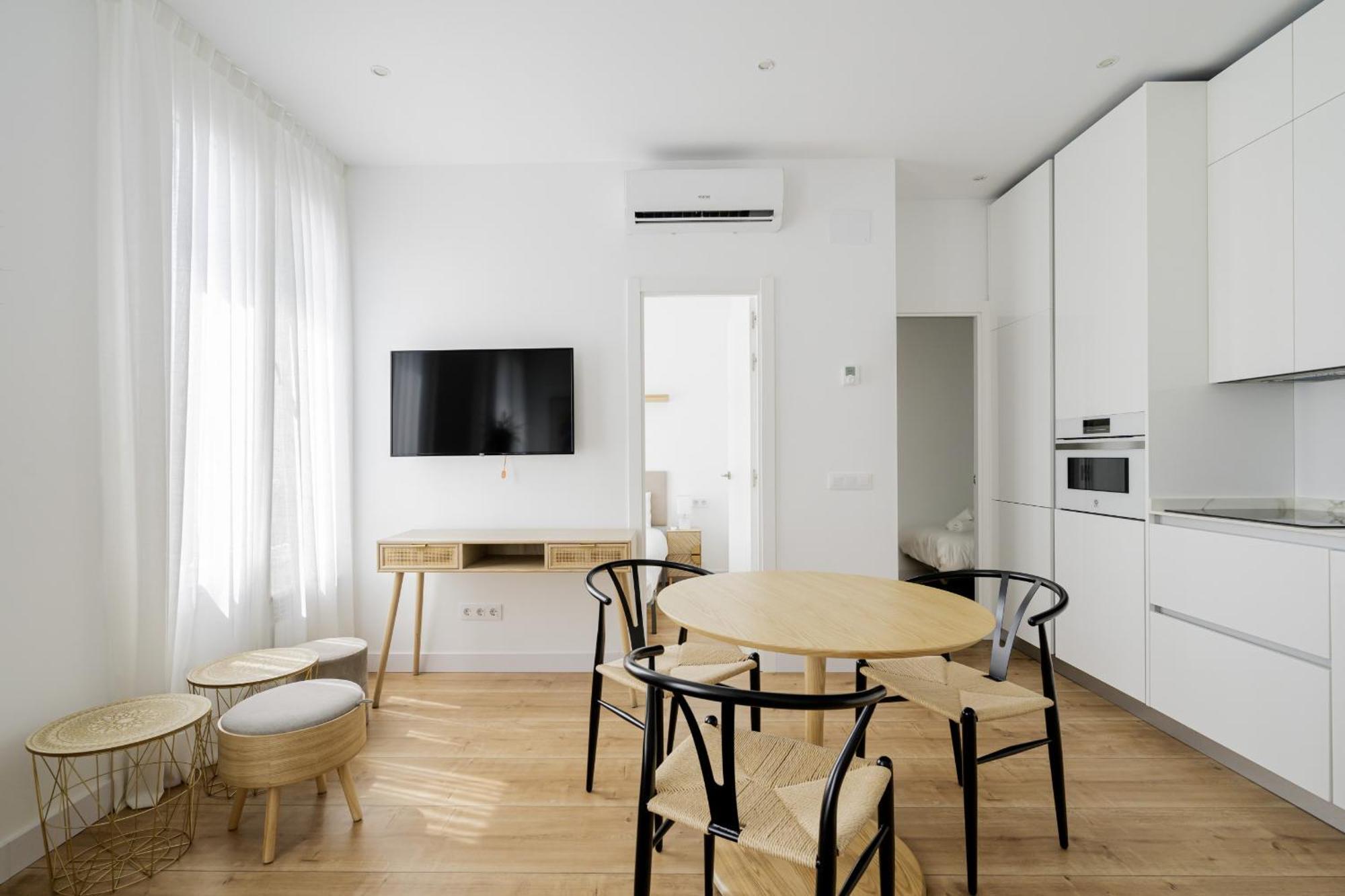 Apartamento Reformado En Metro Ibiza Alquiler Temporal Madrid Exterior foto