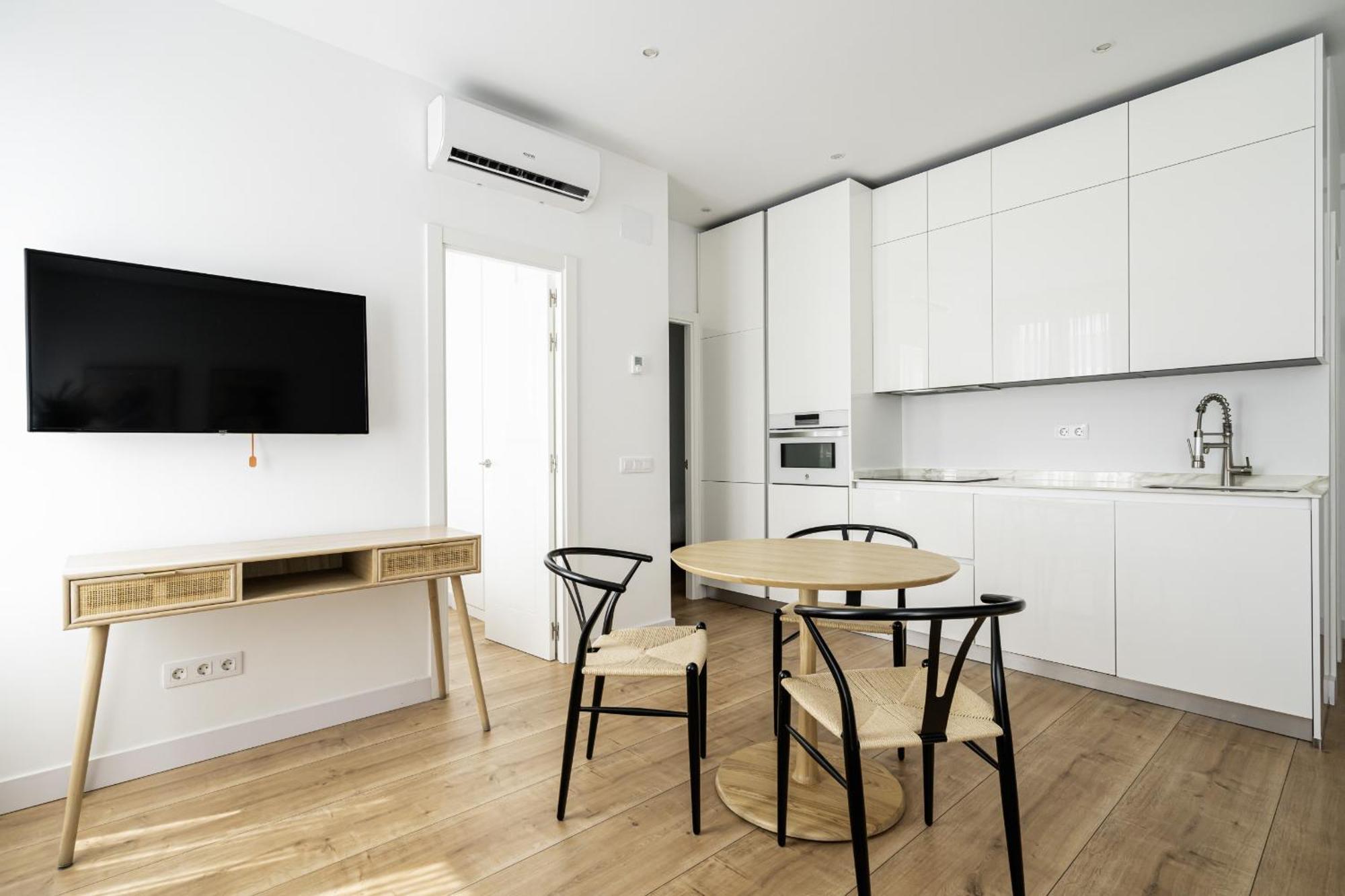 Apartamento Reformado En Metro Ibiza Alquiler Temporal Madrid Exterior foto