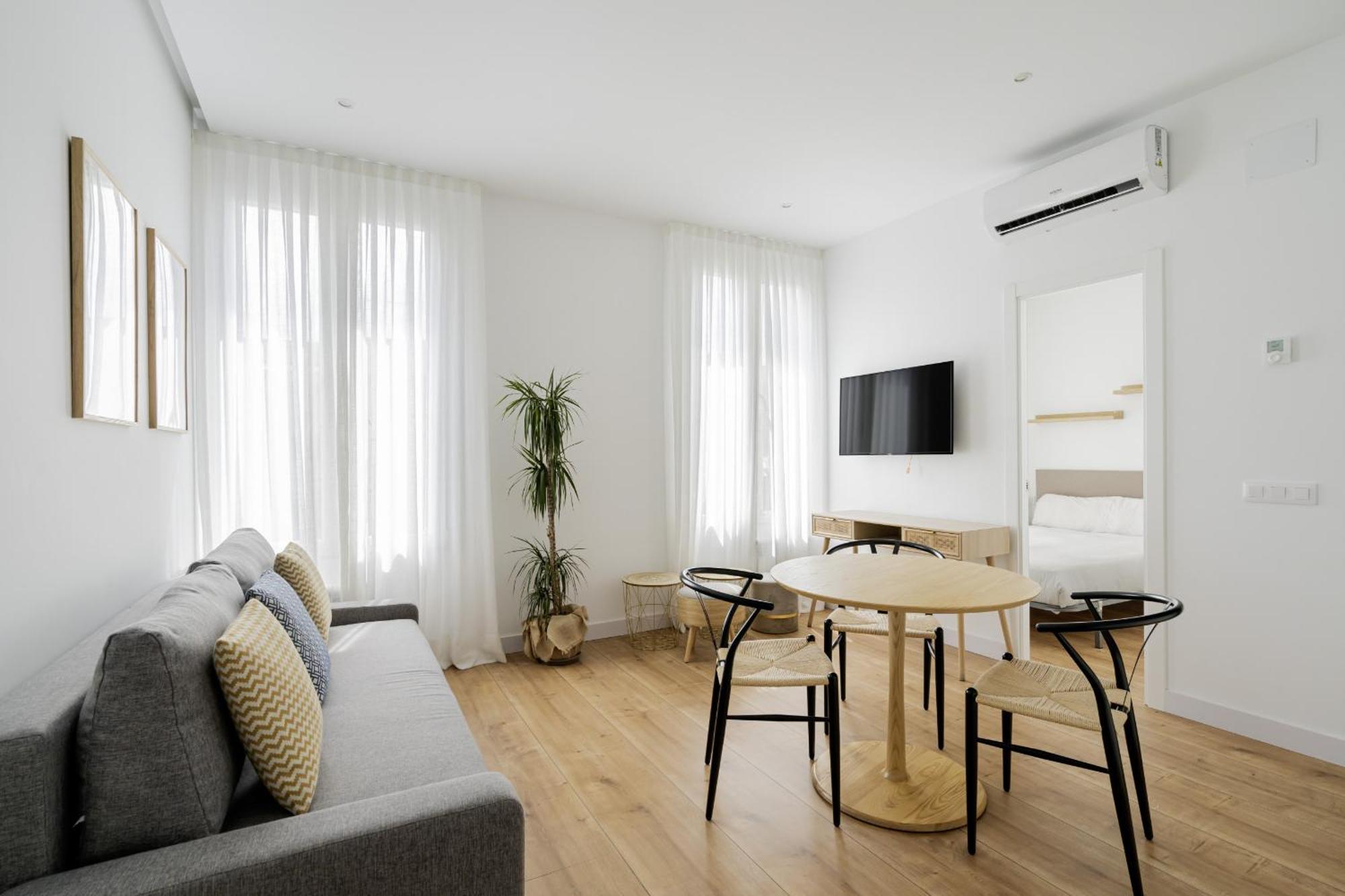 Apartamento Reformado En Metro Ibiza Alquiler Temporal Madrid Exterior foto