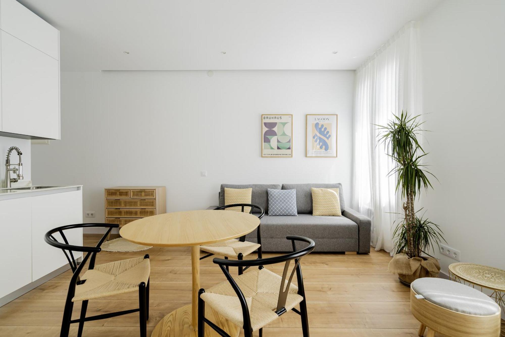 Apartamento Reformado En Metro Ibiza Alquiler Temporal Madrid Exterior foto