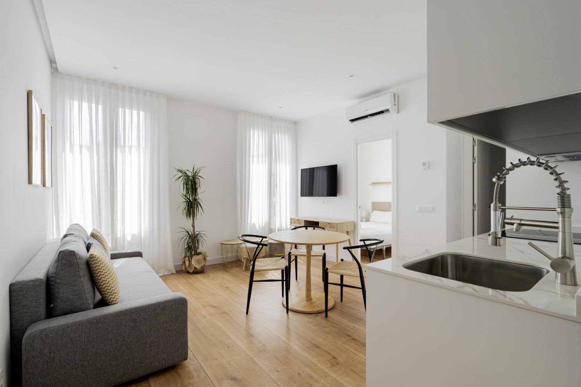 Apartamento Reformado En Metro Ibiza Alquiler Temporal Madrid Exterior foto